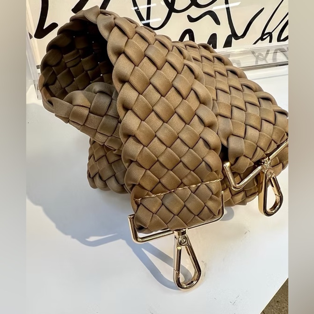 NIB : Woven Neoprene Adjustable Strap - Sand